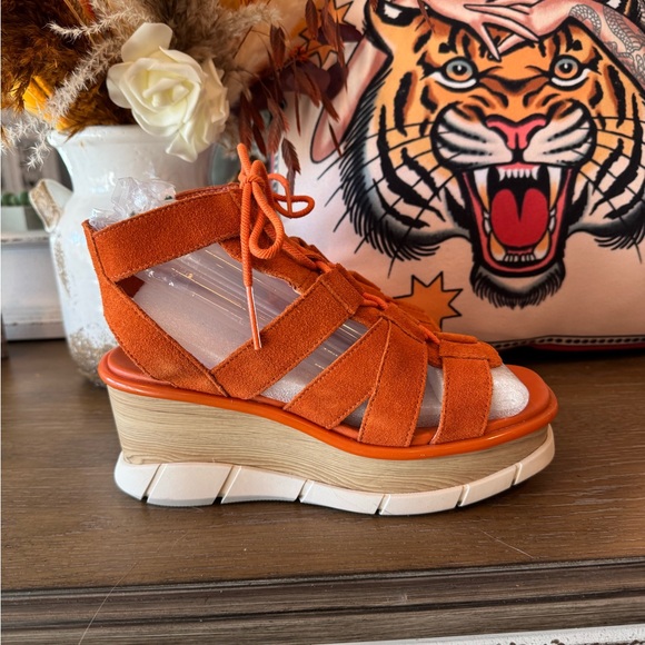 Sorel Shoes - Sorel Orange Suede Platform Sandals – Chunky Fall Goddess Wedges – Size 7